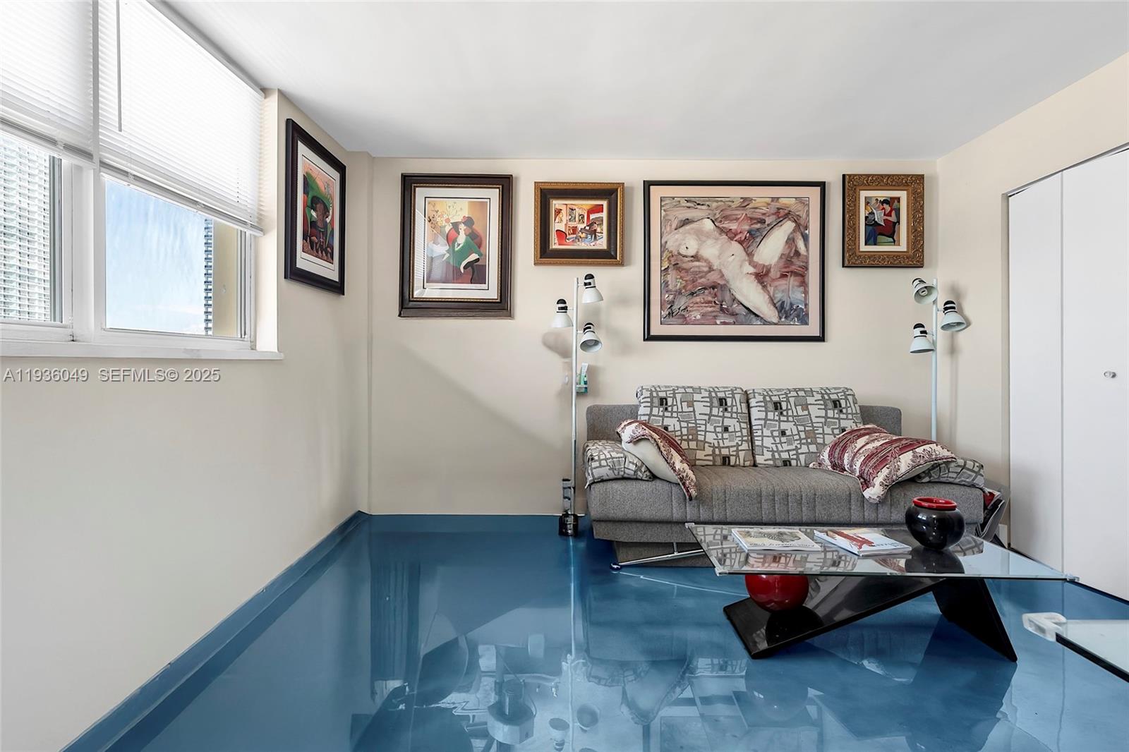 Photo of 1833 Ocean Dr  #1709, Hallandale Beach, Florida, 33009 - 