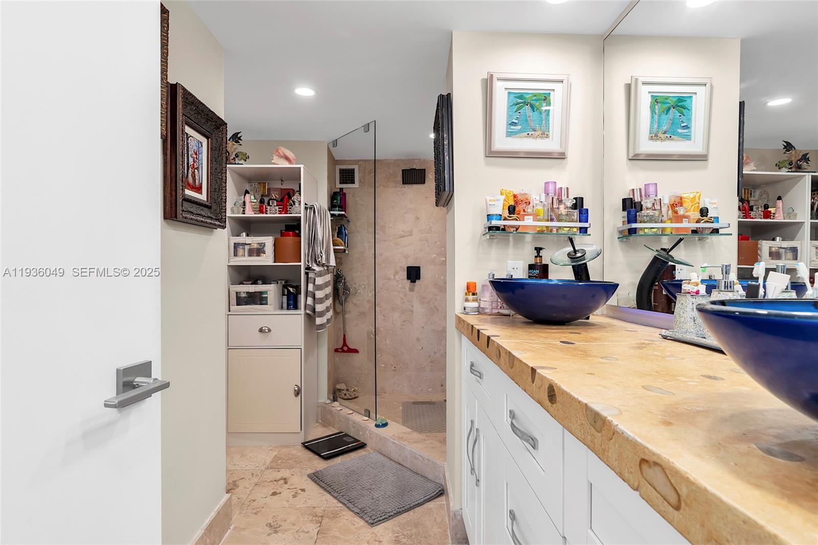 Photo of 1833 Ocean Dr  #1709, Hallandale Beach, Florida, 33009 - 