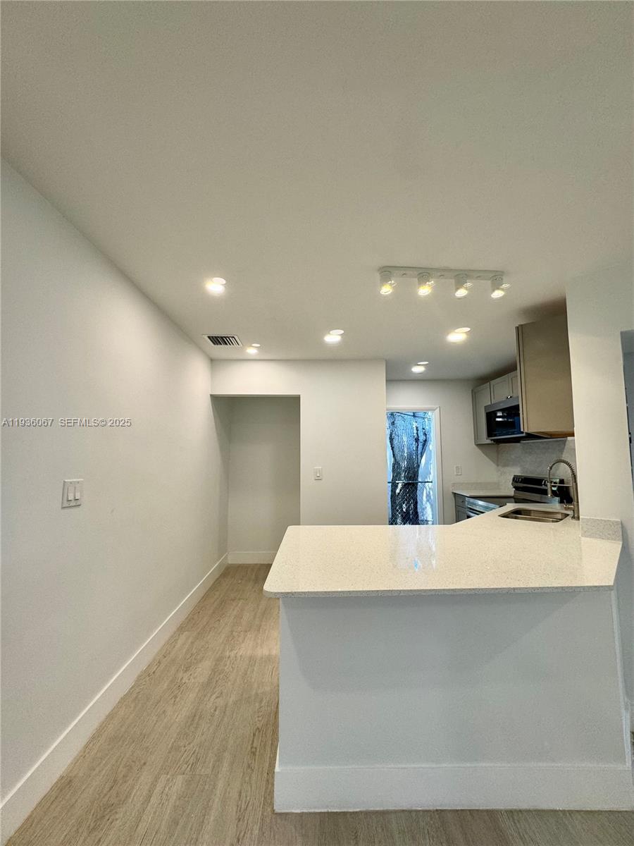   /  2128 sq. ft. $ 2025-12-29 0 Photo