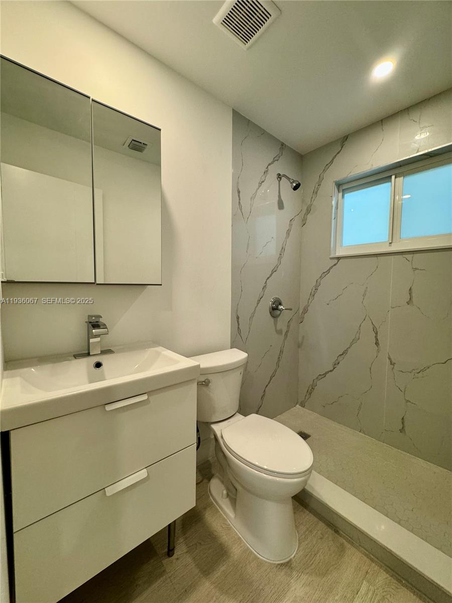   /  2128 sq. ft. $ 2025-12-29 0 Photo
