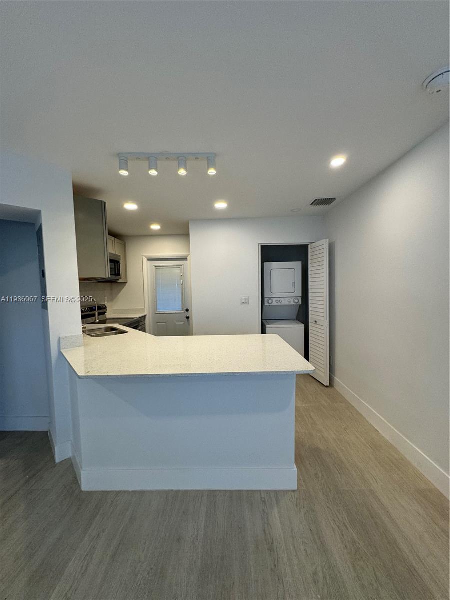   /  2128 sq. ft. $ 2025-12-29 0 Photo