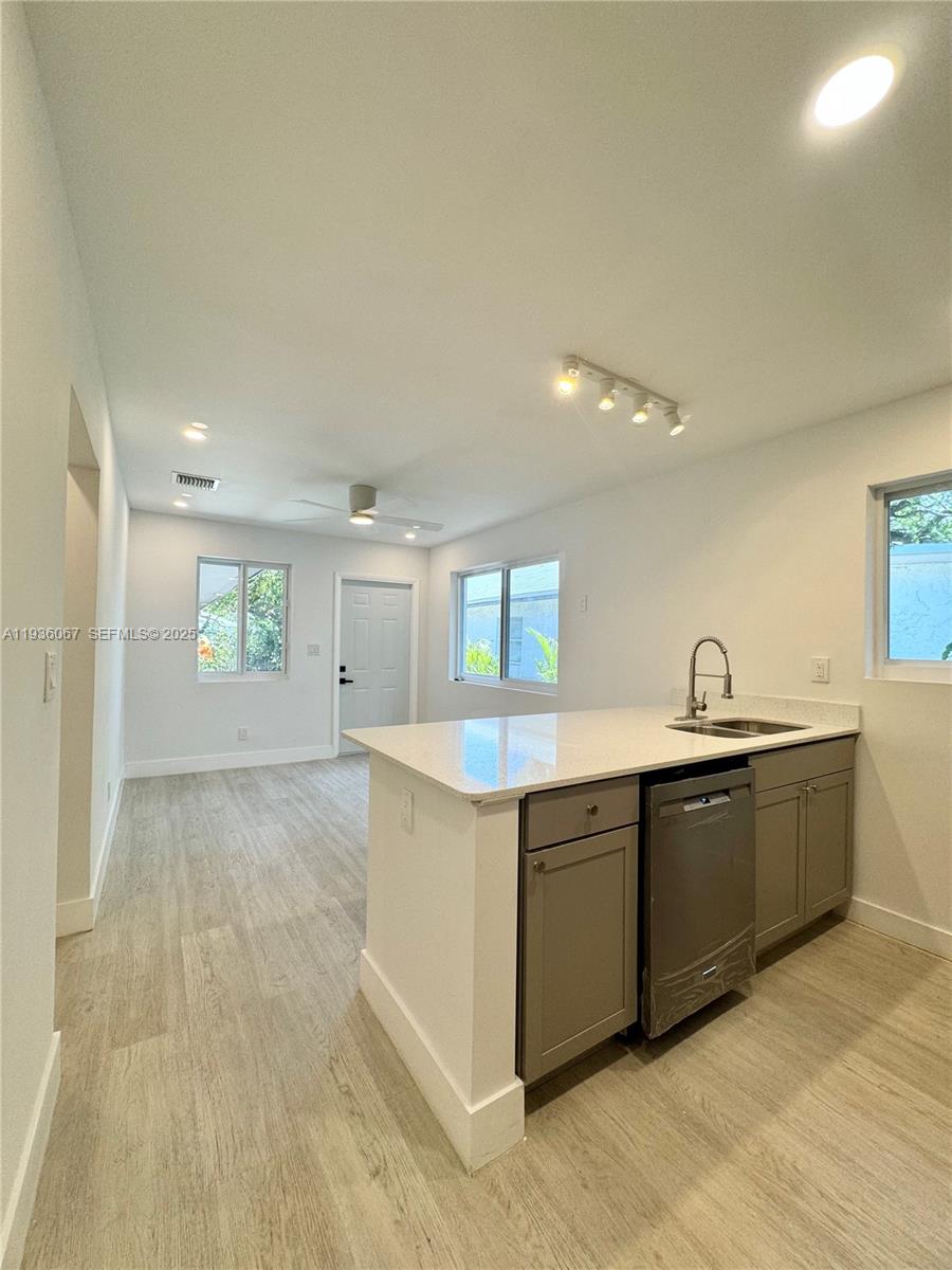   /  2128 sq. ft. $ 2025-12-29 0 Photo