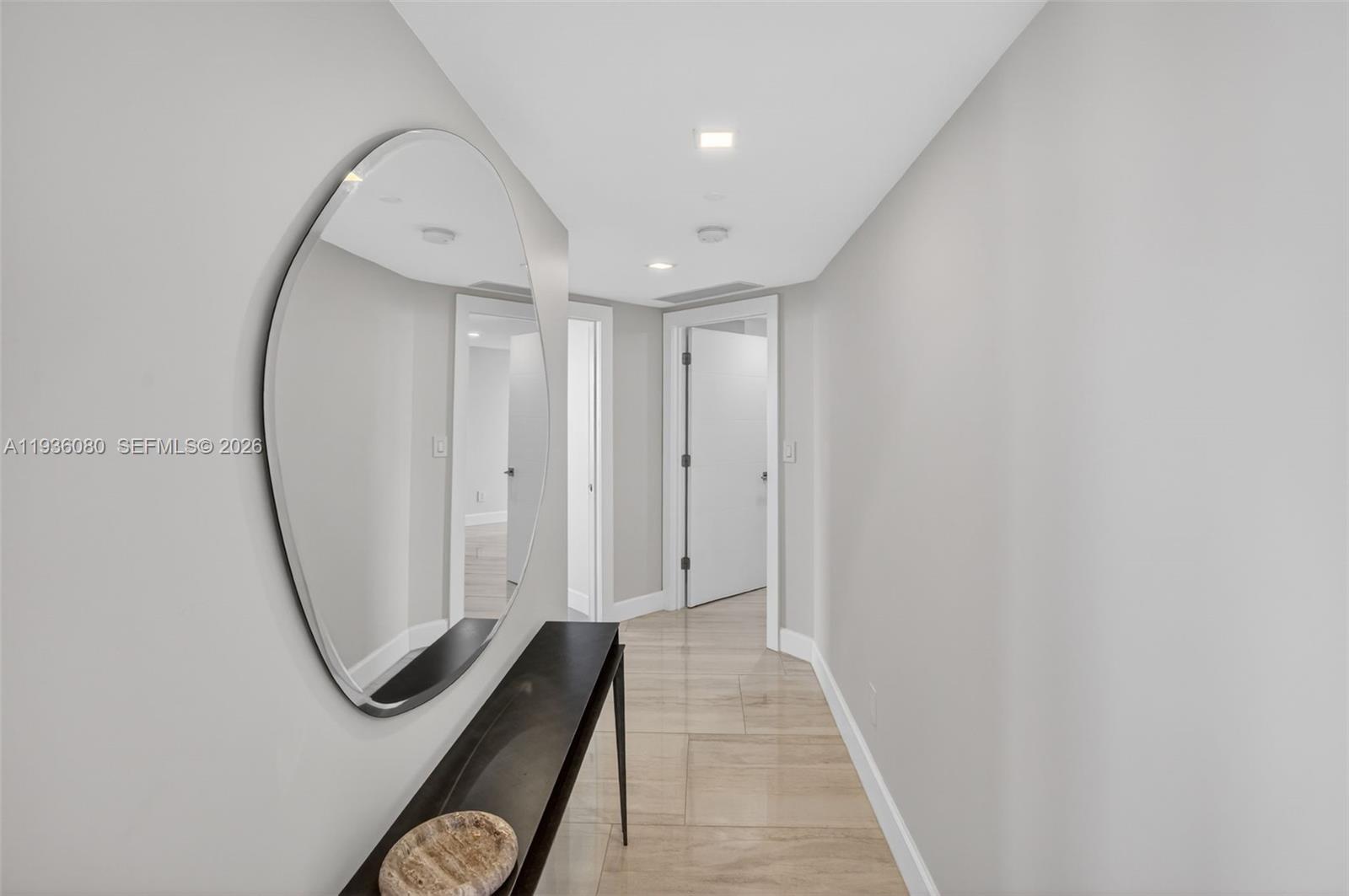 2306 3 / 4 2390 sq. ft. $ 2025-12-29 0 Photo