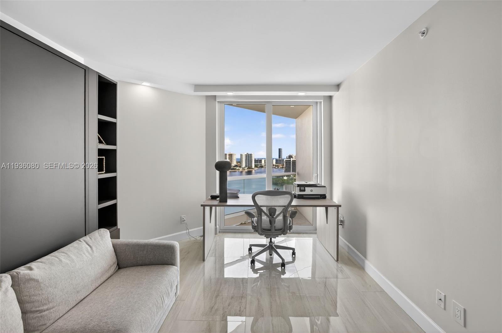 2306 3 / 4 2390 sq. ft. $ 2025-12-29 0 Photo