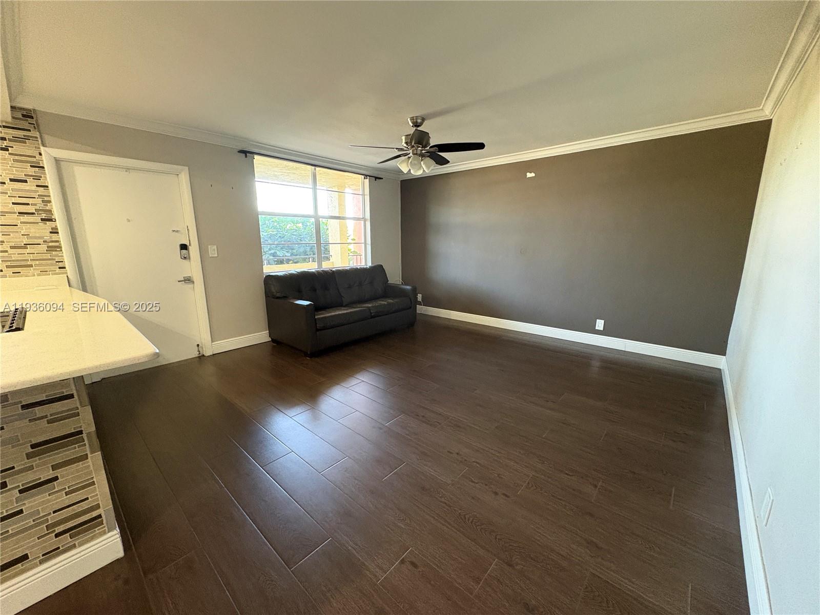 Подробнее 203 2 / 2 904 кв.футов $ 2025-12-29 0 Фото