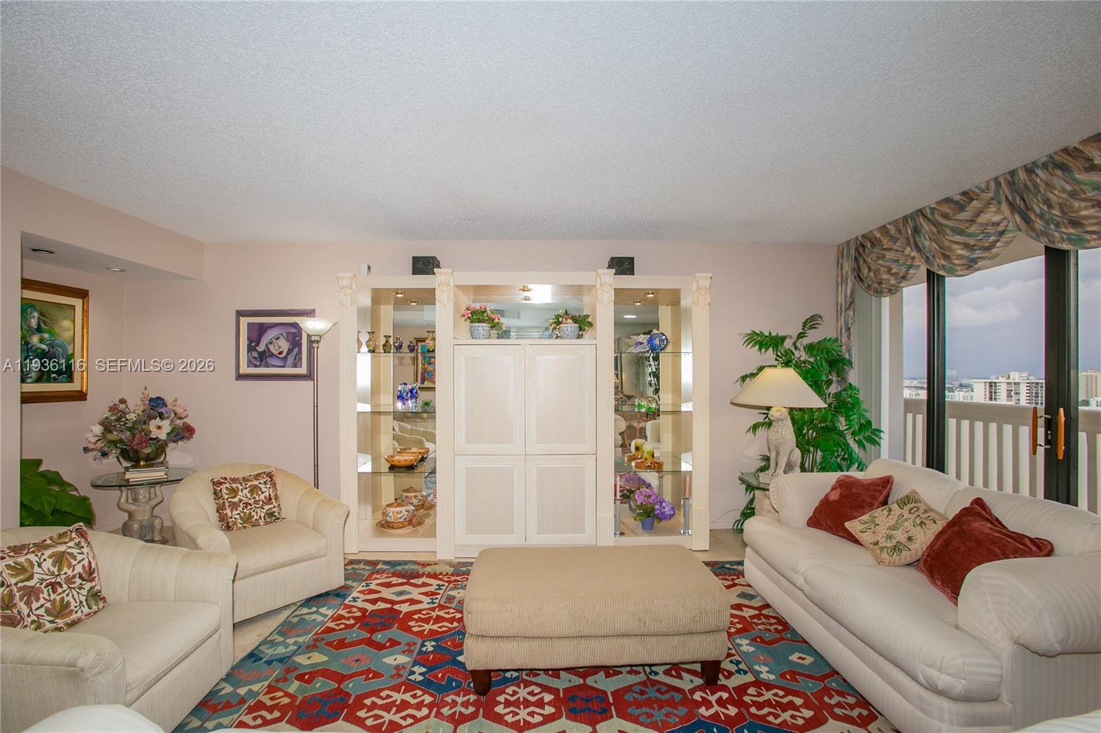 2906 3 / 3 1520 sq. ft. $ 2025-12-29 0 Photo