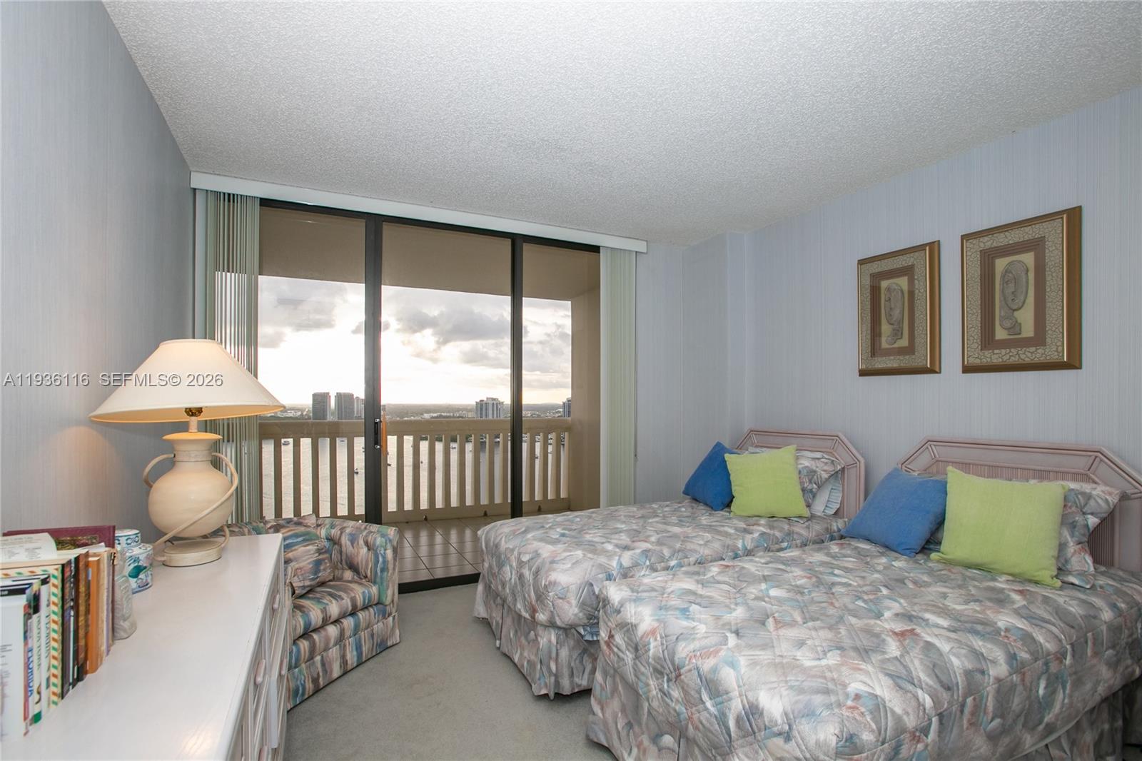 2906 3 / 3 1520 sq. ft. $ 2025-12-29 0 Photo