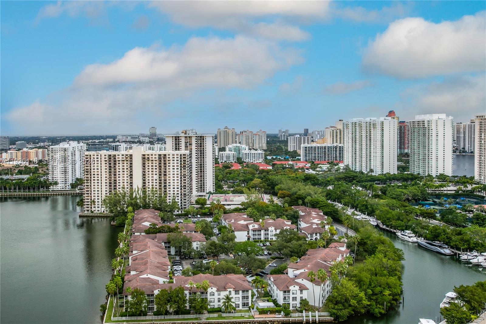 2906 3 / 3 1520 sq. ft. $ 2025-12-29 0 Photo