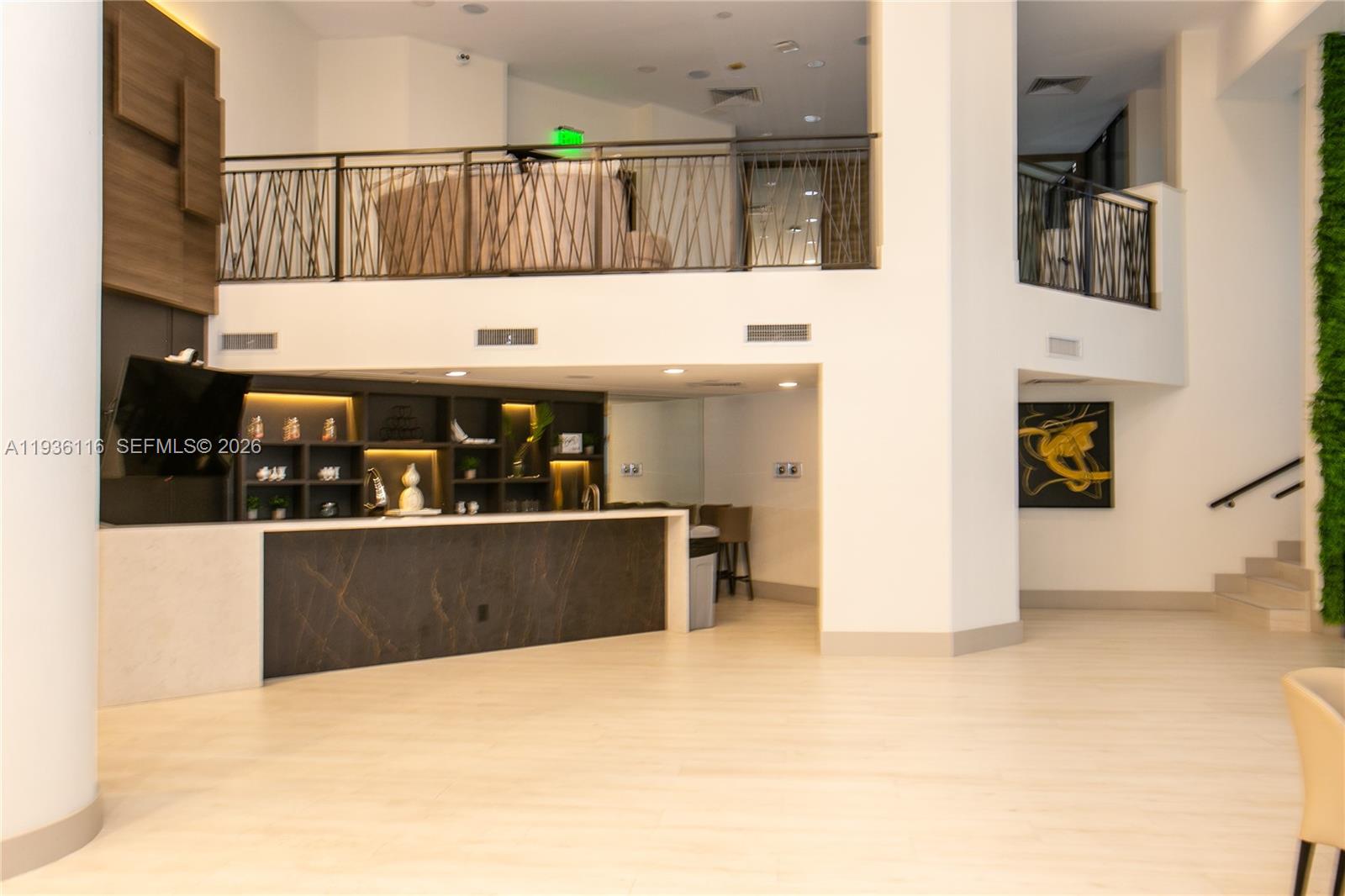 2906 3 / 3 1520 sq. ft. $ 2025-12-29 0 Photo