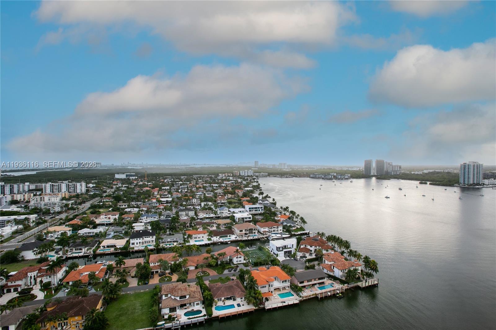 2906 3 / 3 1520 sq. ft. $ 2025-12-29 0 Photo