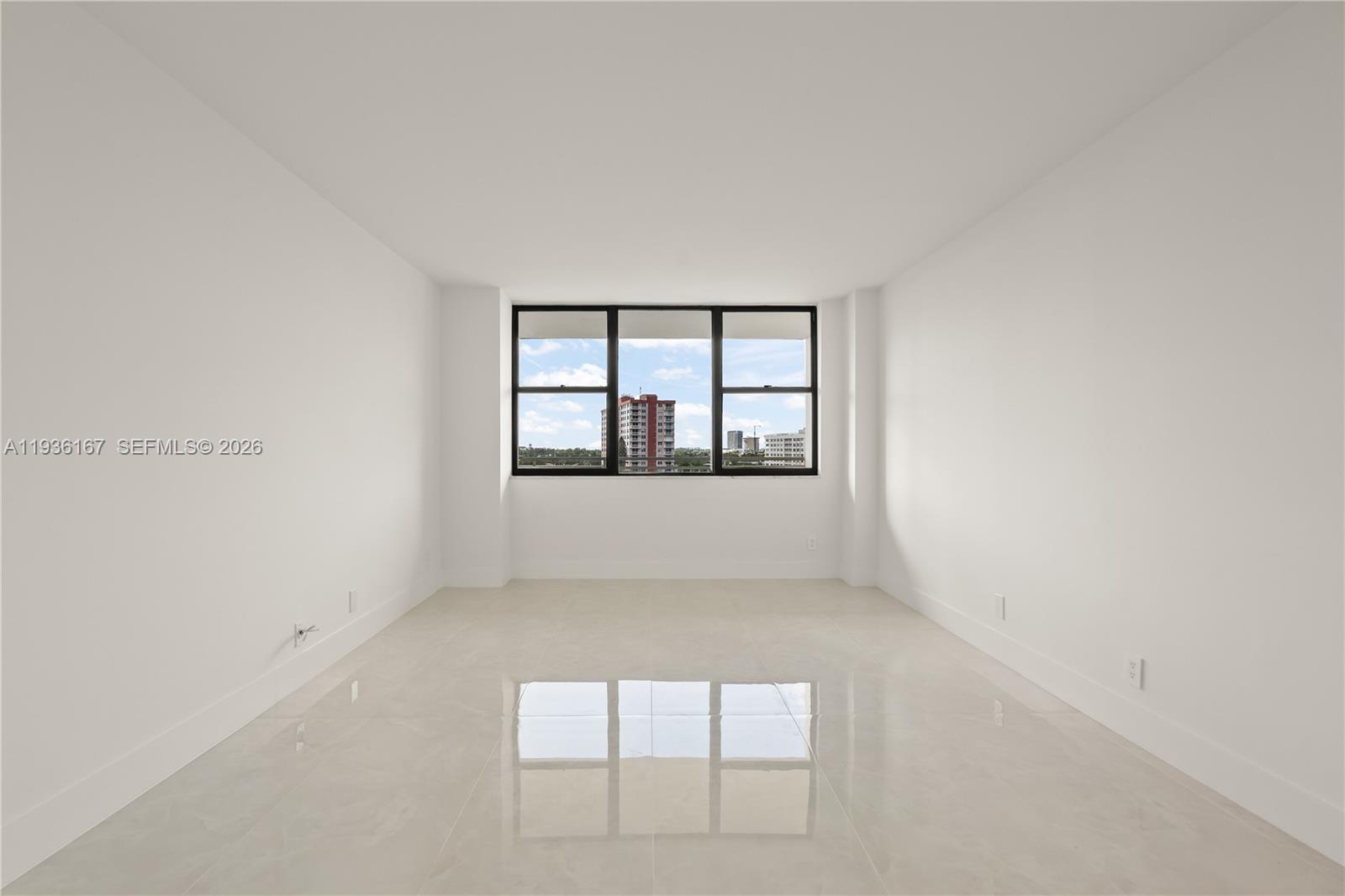 Photo of 3180 Ocean Dr #717, Hallandale Beach, Florida, 33009 -