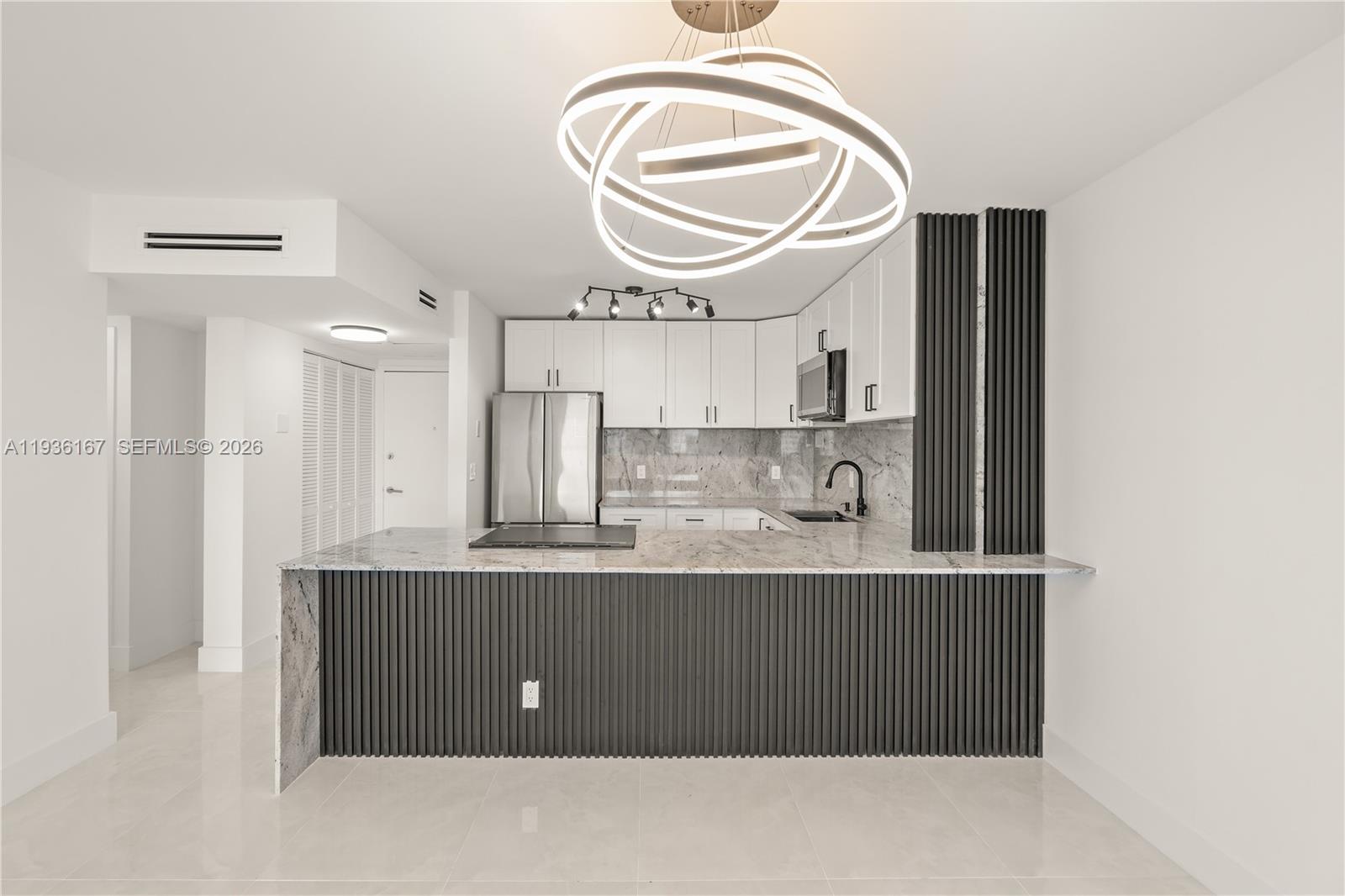 Photo of 3180 Ocean Dr #717, Hallandale Beach, Florida, 33009 -