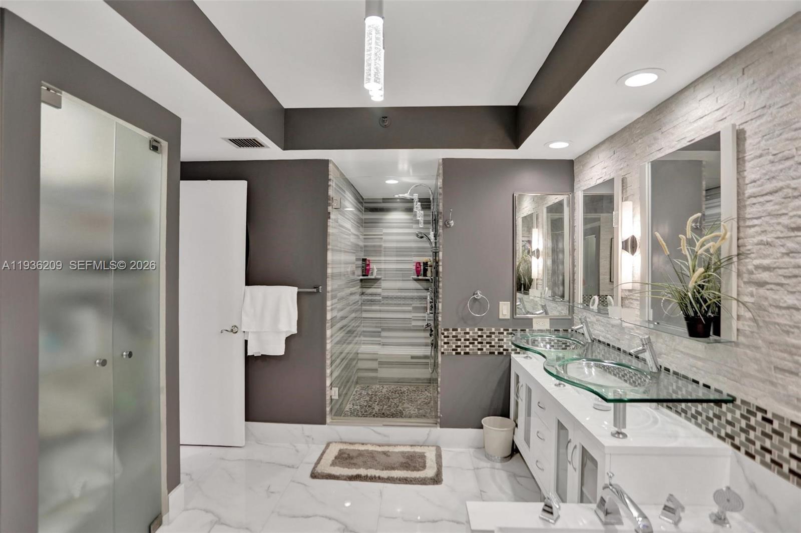 Photo of 20281 Country Club Dr  #201, Aventura, Florida, 33180 - 