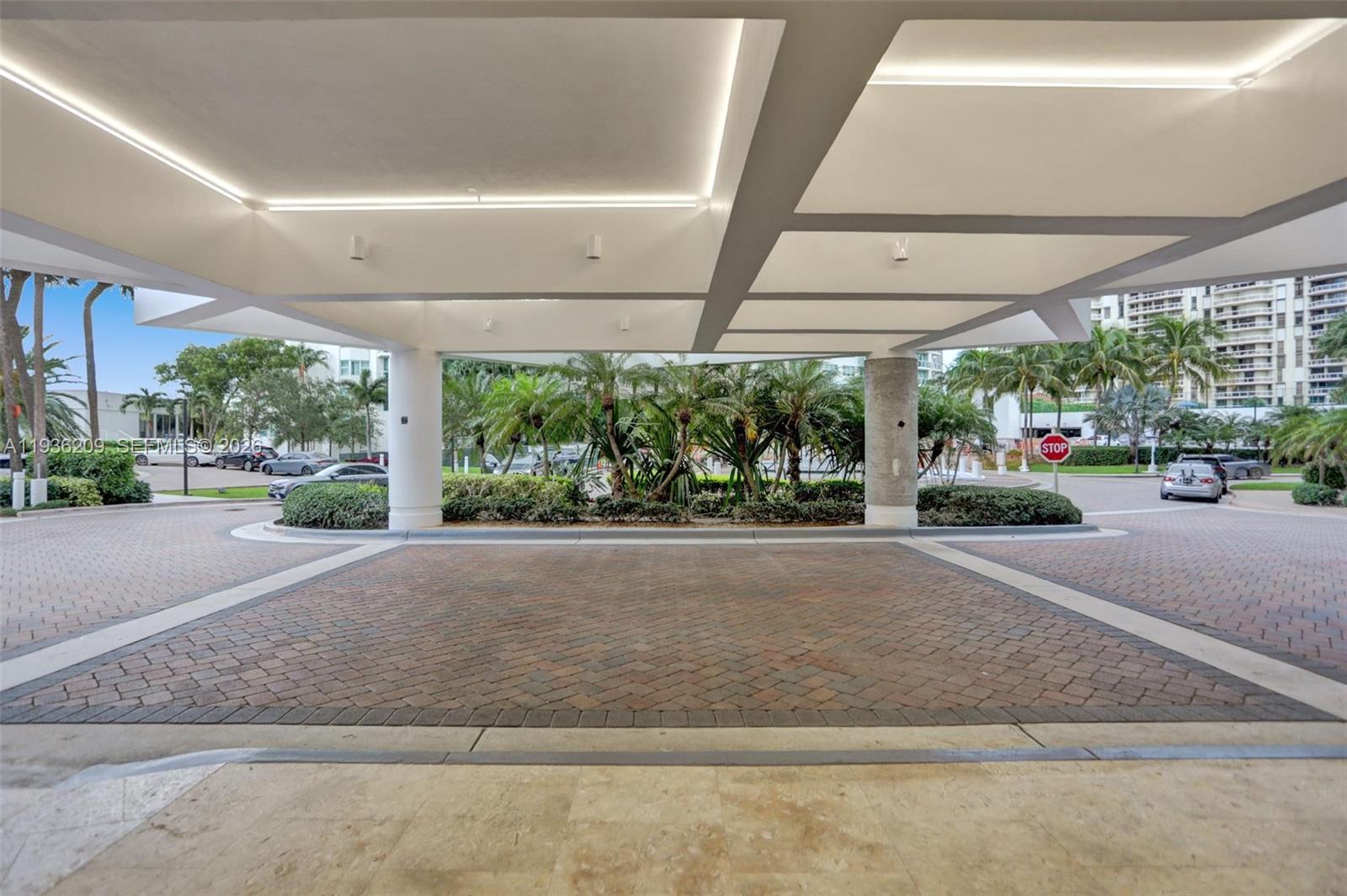 Photo of 20281 Country Club Dr  #201, Aventura, Florida, 33180 - 