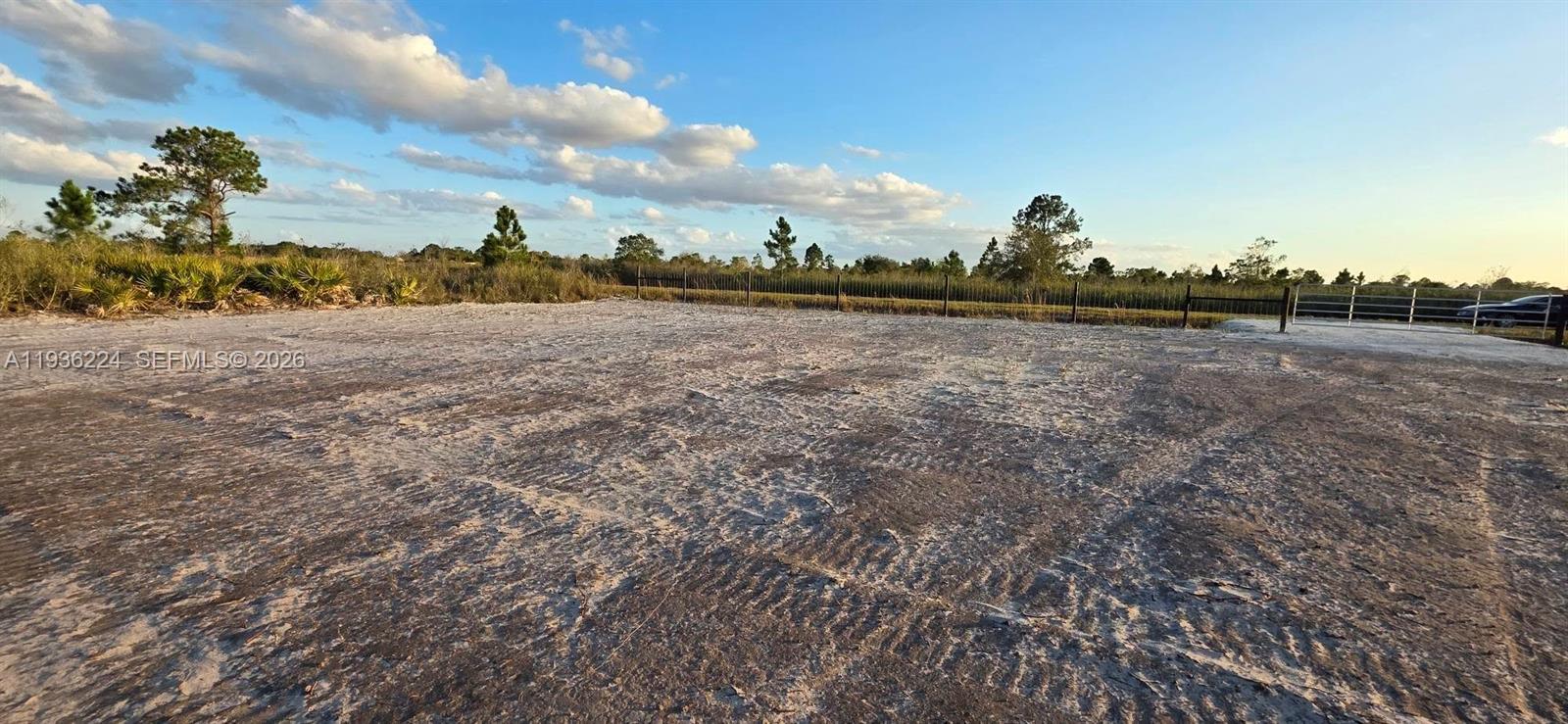   /   sq. ft. $ 2026-01-15 0 Photo