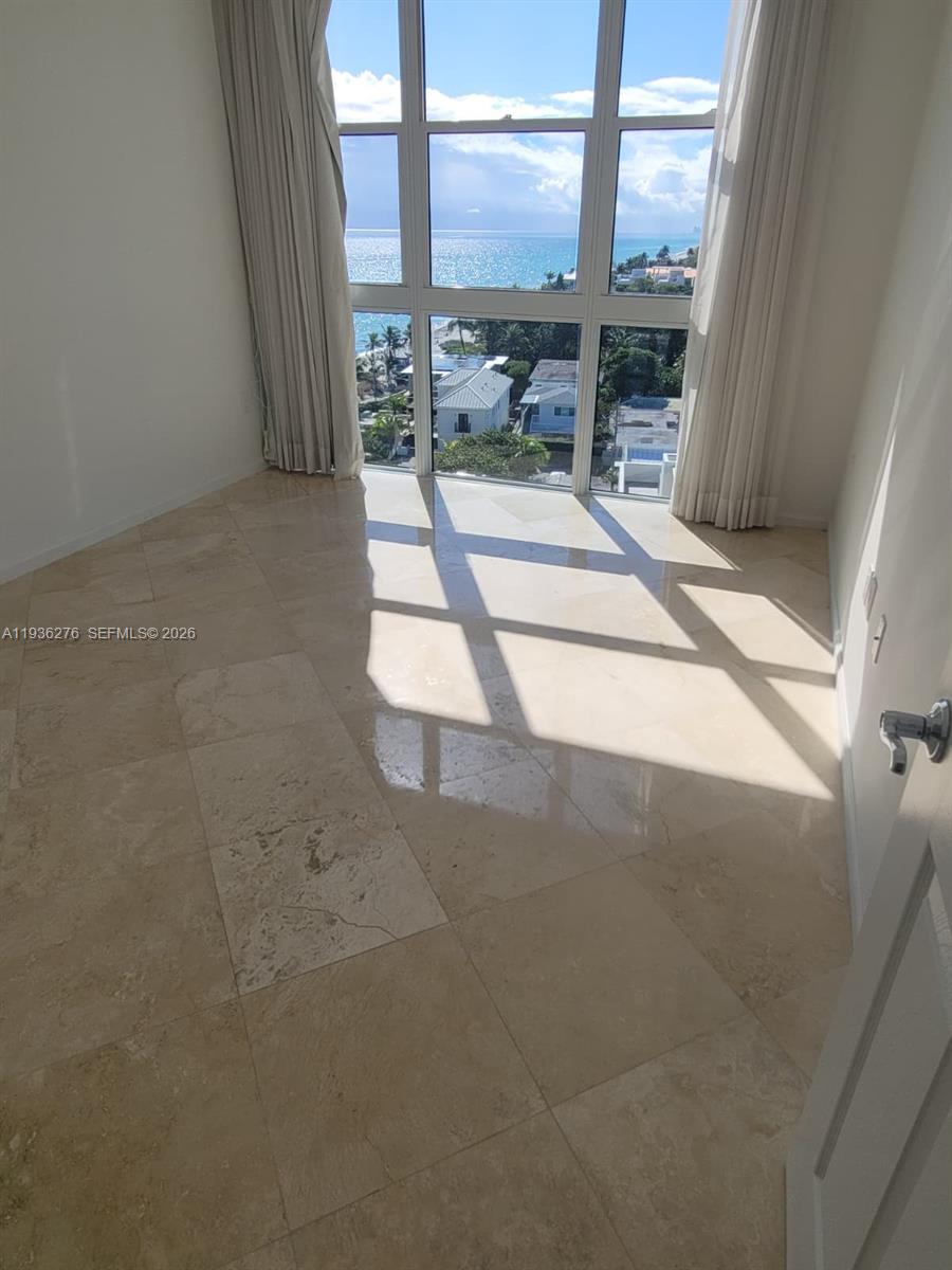 Photo of 6001 Ocean Dr  #905, Hollywood, Florida, 33019 - 