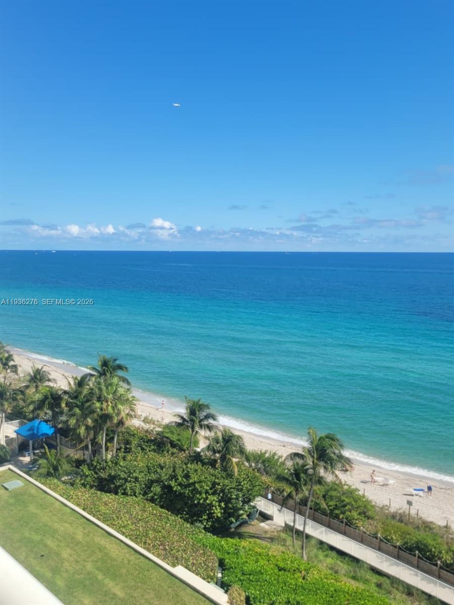 Photo of 6001 Ocean Dr  #905, Hollywood, Florida, 33019 - 