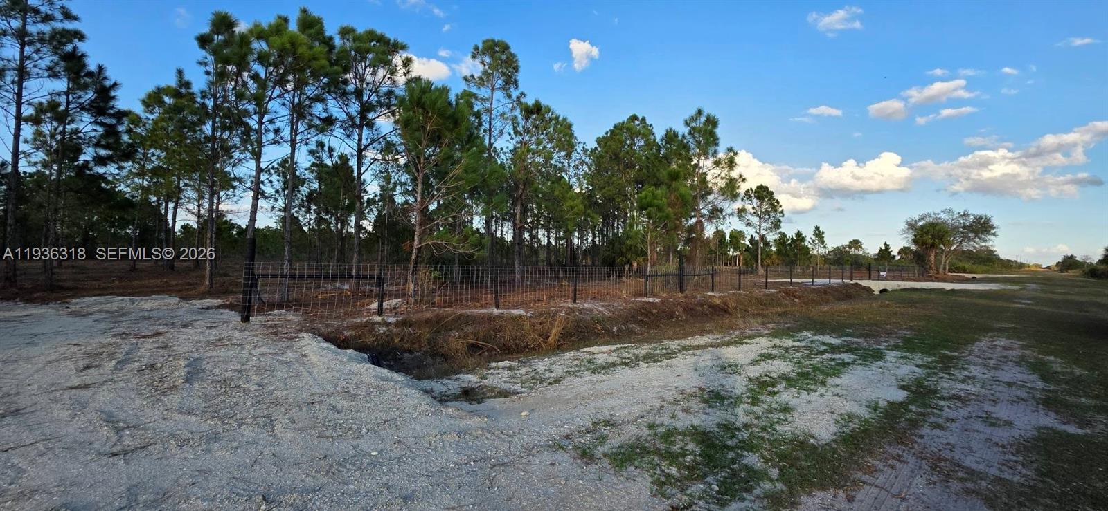   /   sq. ft. $ 2026-01-15 0 Photo