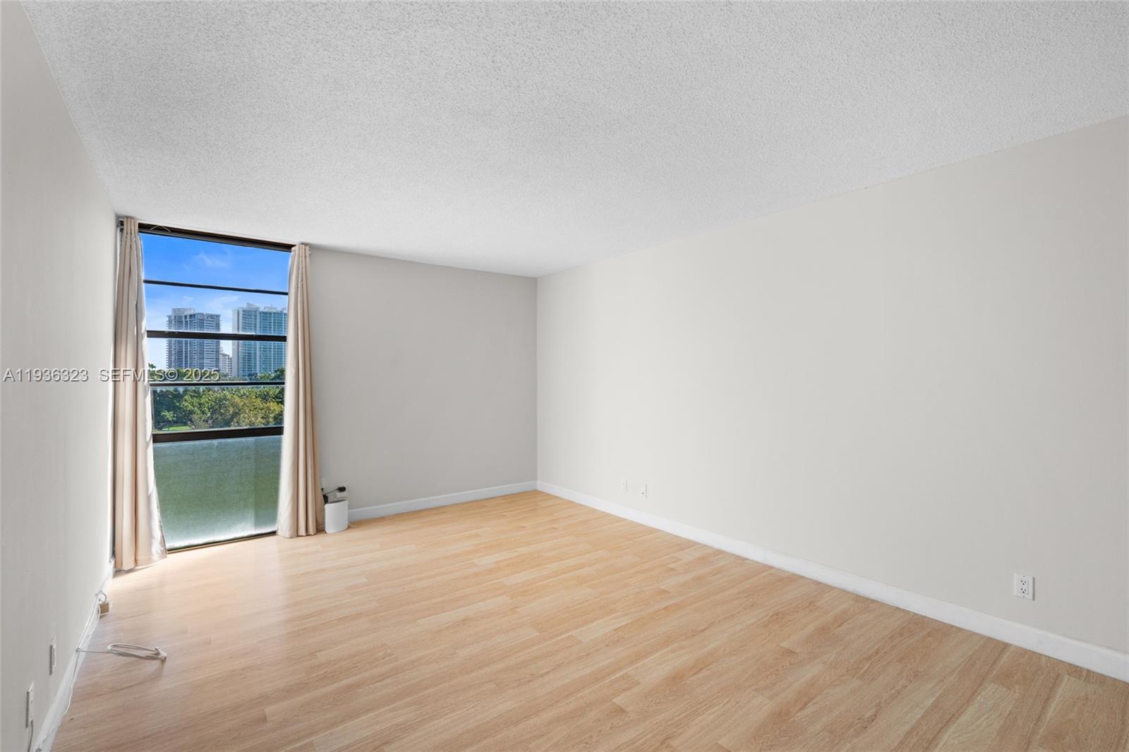 Photo of 3401 Country Club Dr  #519, Aventura, Florida, 33180 - 