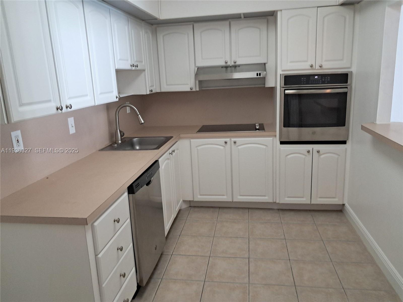 Photo of 19380 Collins Ave  #806, Sunny Isles Beach, Florida, 33160 - 