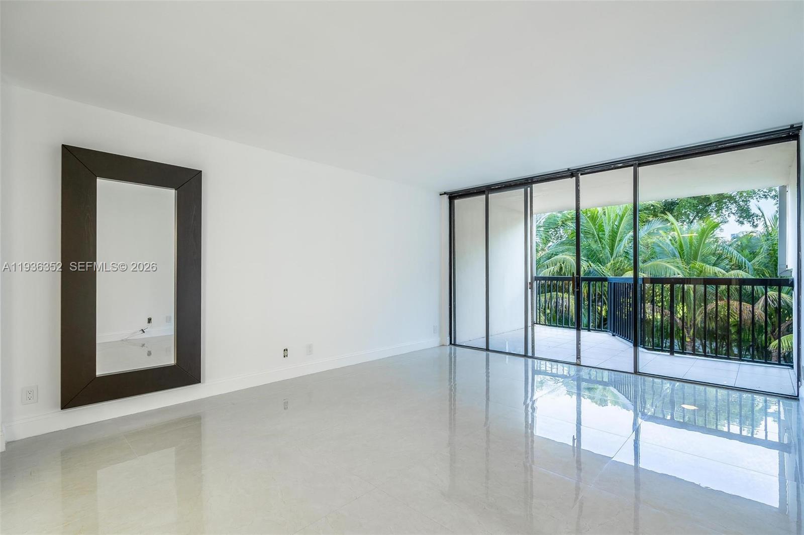 Photo of 20347 Country Club Dr (20347), Aventura, Florida, 33180 -