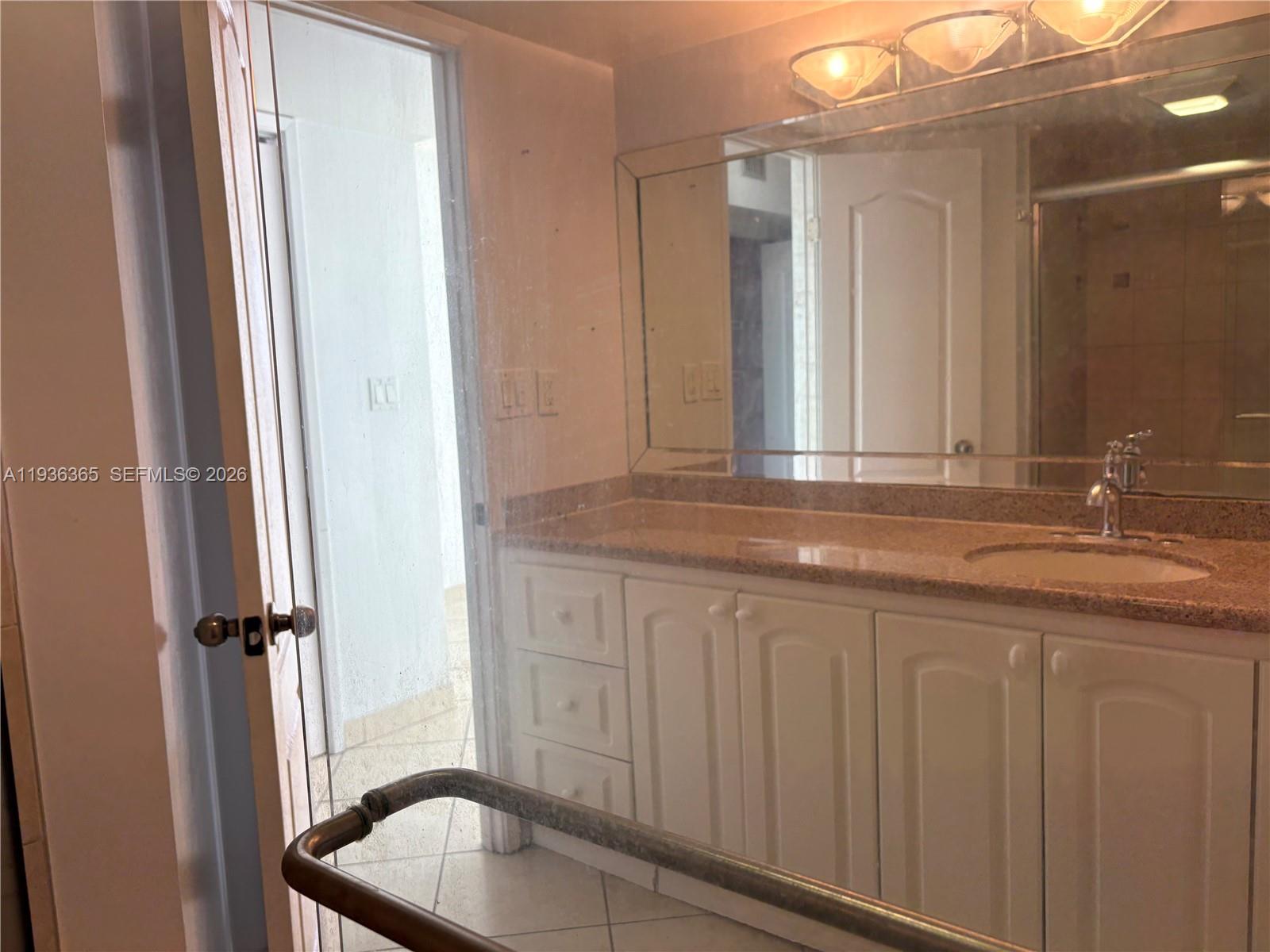 See details 628-4 2 / 2 1317 sq. ft. $ 2025-12-29 0 Photo