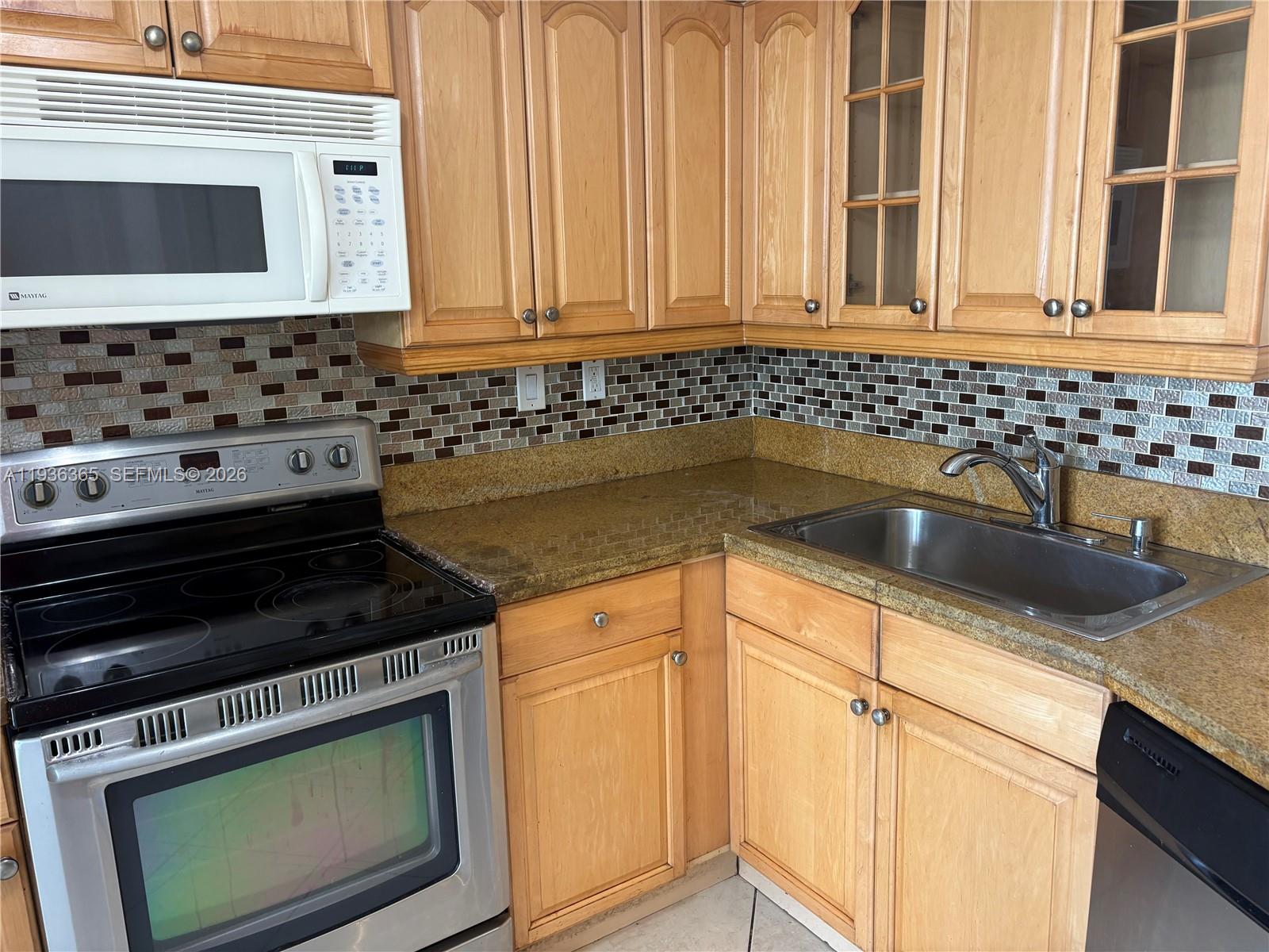 See details 628-4 2 / 2 1317 sq. ft. $ 2025-12-29 0 Photo