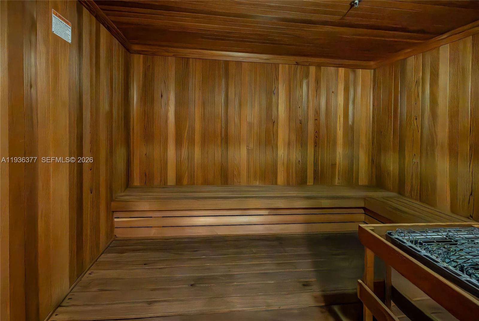 3807 3 / 3 2106 sq. ft. $ 2025-12-30 0 foto