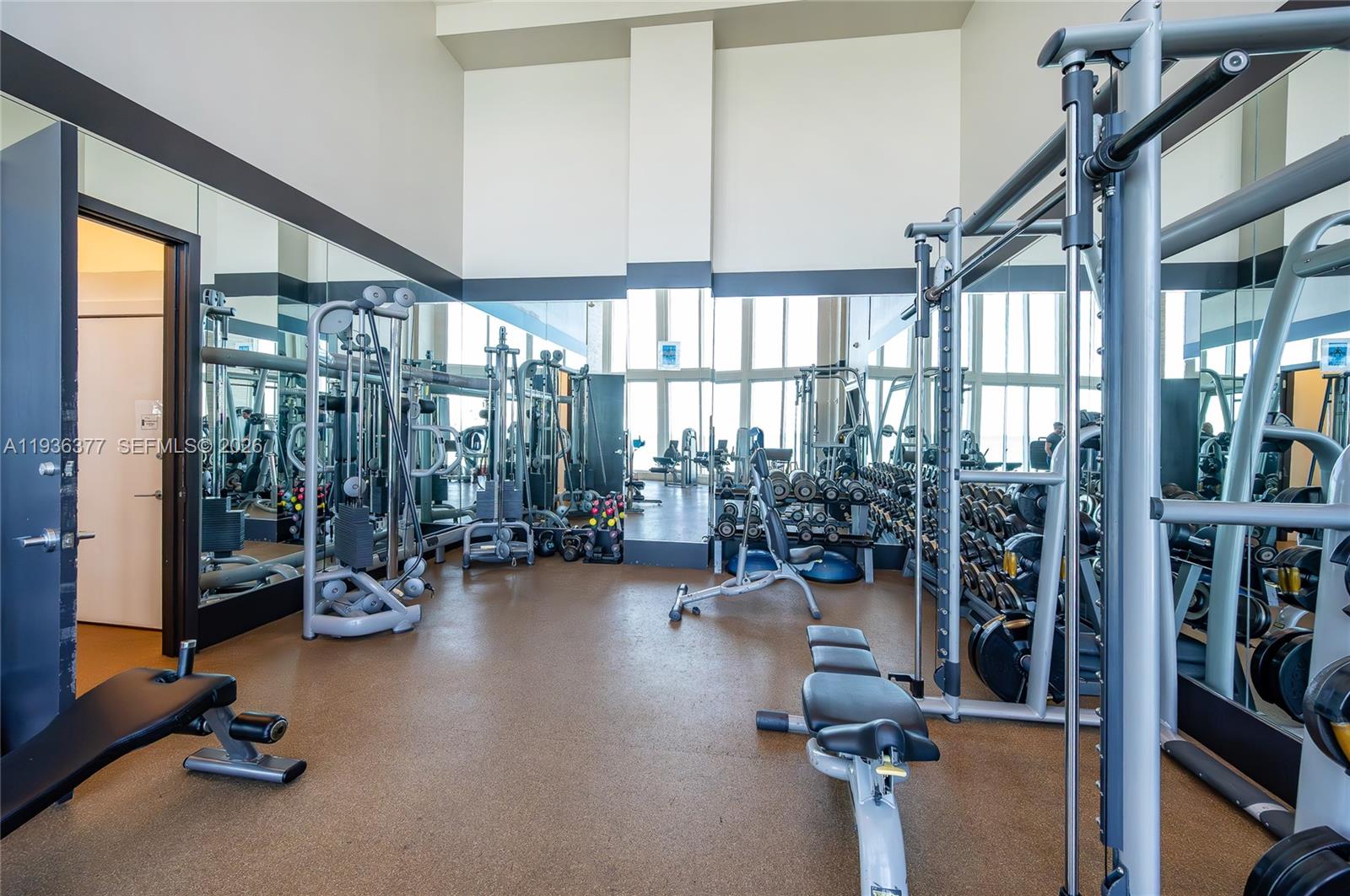 3807 3 / 3 2106 sq. ft. $ 2025-12-30 0 foto