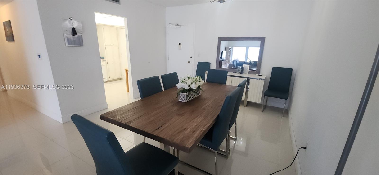 15H 2 / 2 1240 sq. ft. $ 2025-12-30 0 Photo