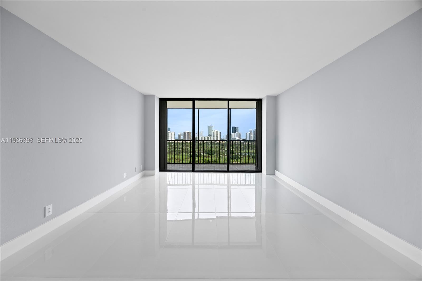 Photo of 20335 Country Club Dr  #1905, Aventura, Florida, 33180 - 