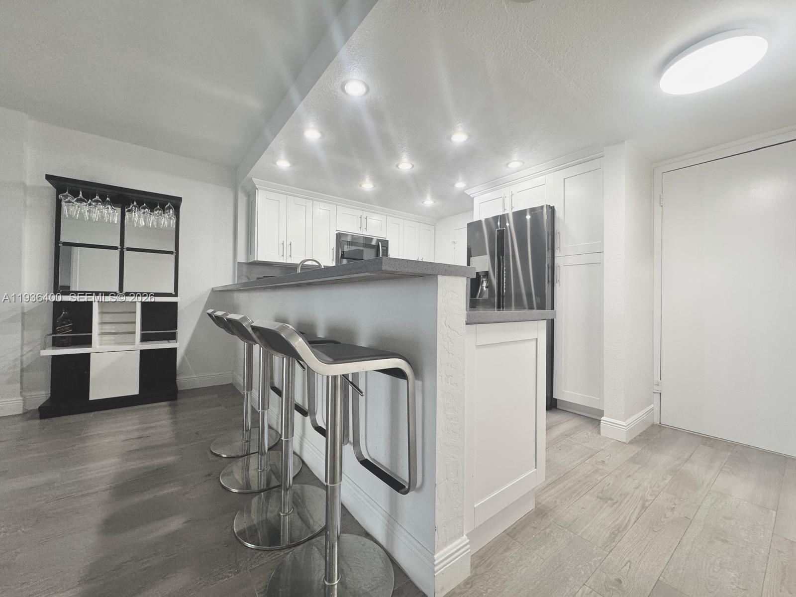 Photo of 3800 Ocean Dr  #423, Hollywood, Florida, 33019 - 