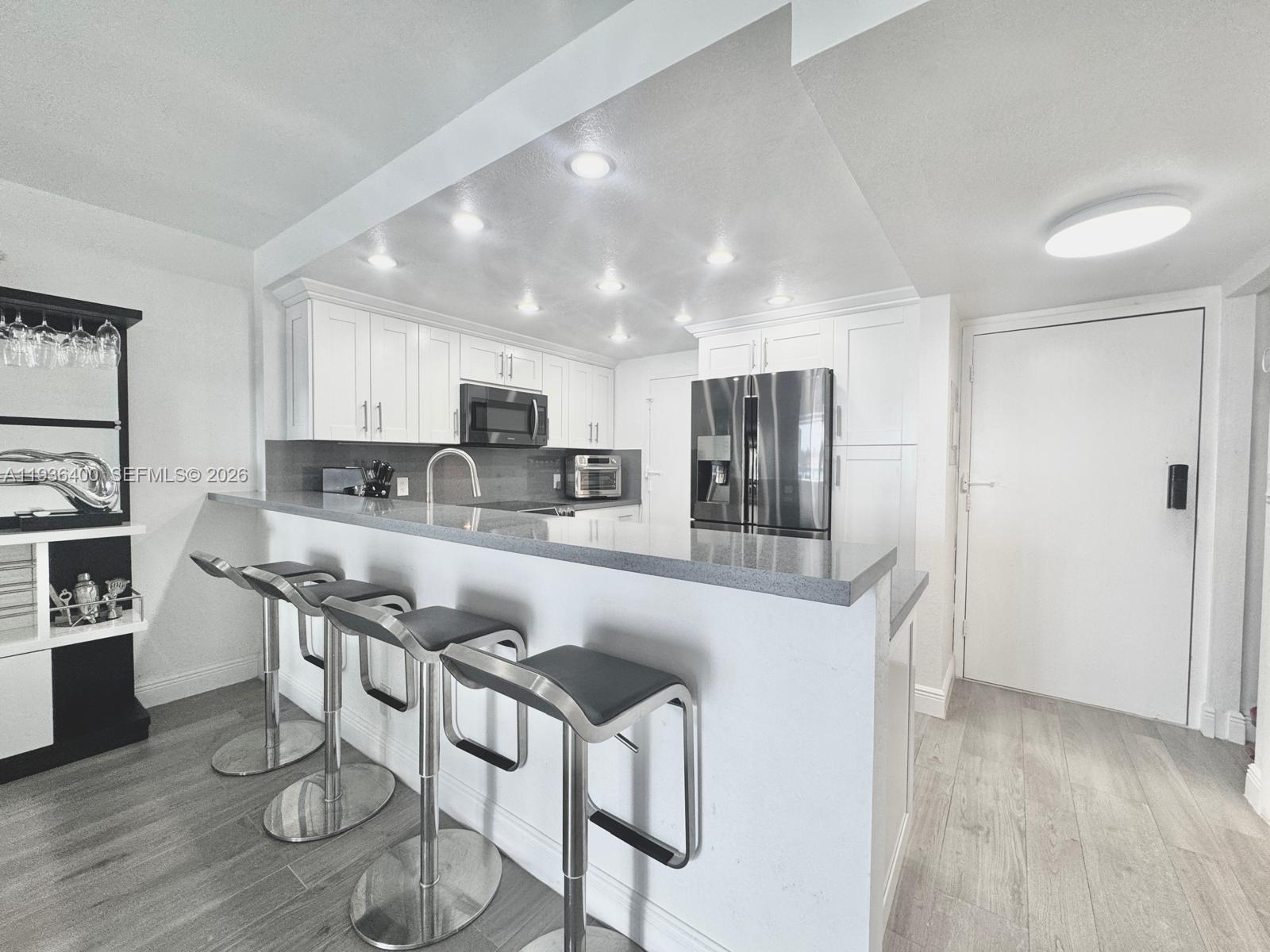 Photo of 3800 Ocean Dr  #423, Hollywood, Florida, 33019 - 