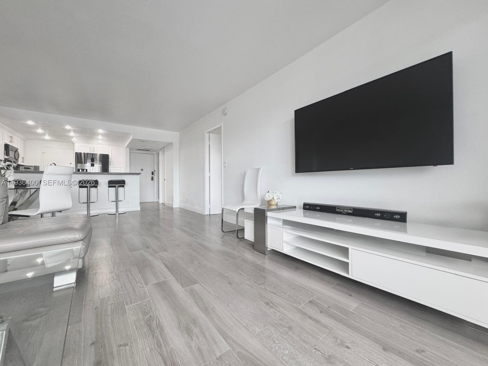 Photo of 3800 Ocean Dr  #423, Hollywood, Florida, 33019 - 