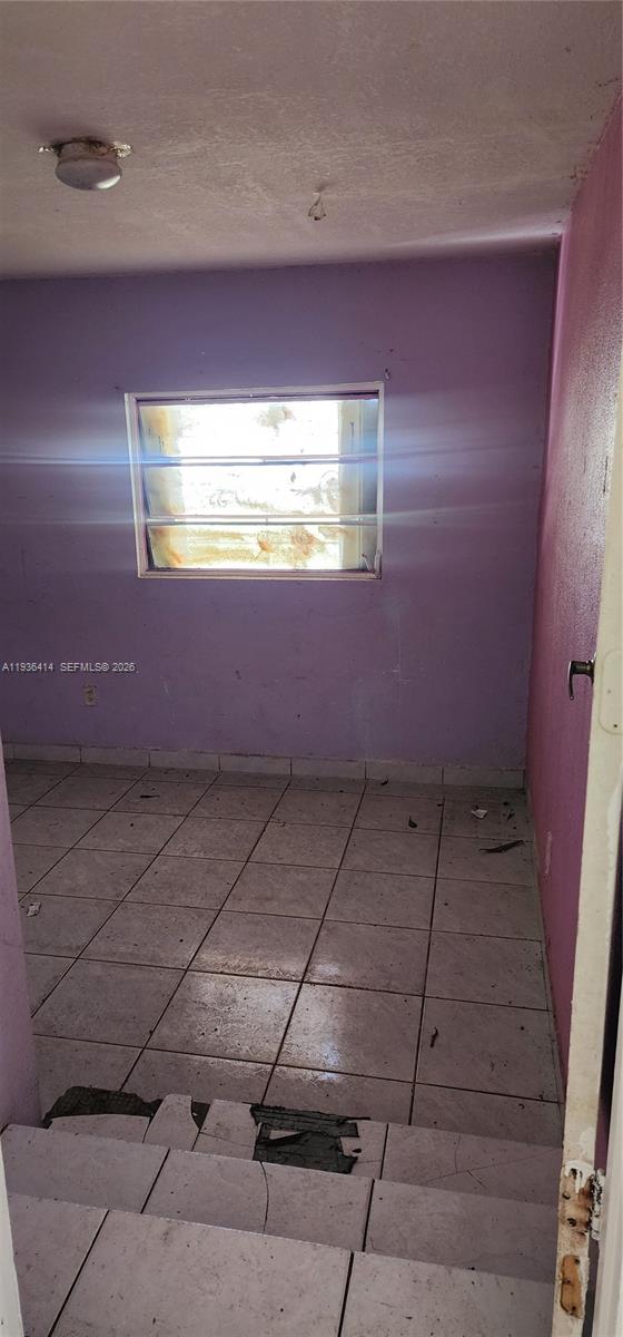   /  2380 sq. ft. $ 2025-12-30 0 Photo