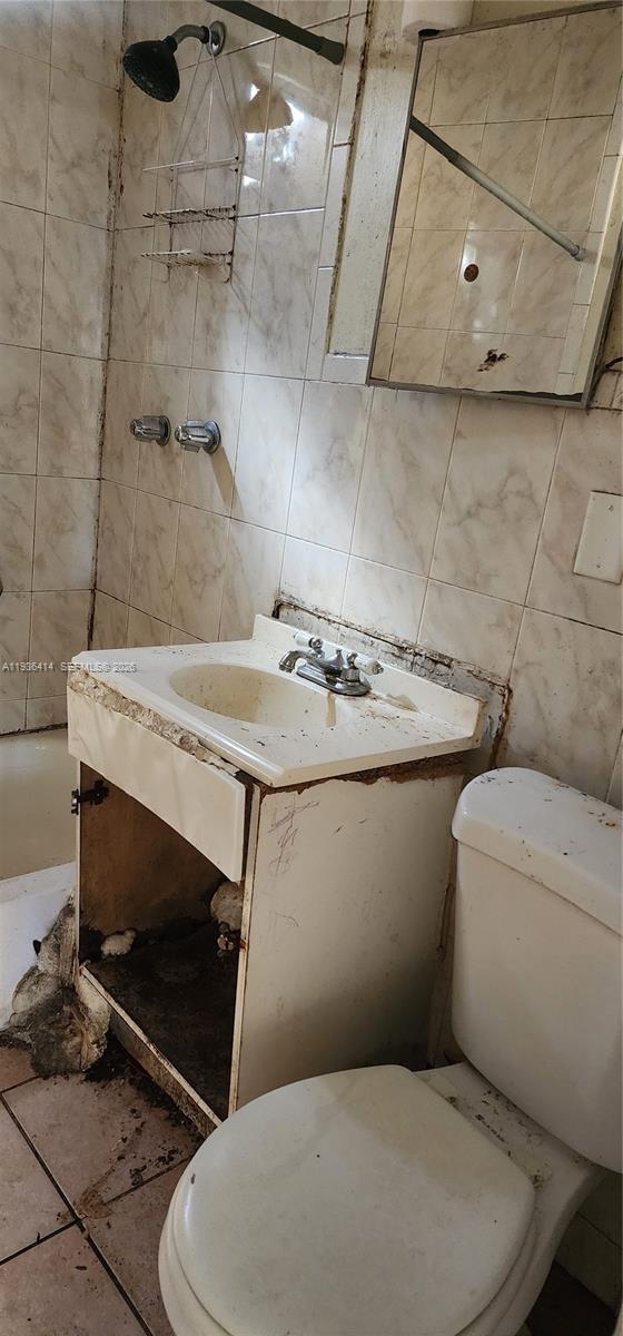   /  2380 sq. ft. $ 2025-12-30 0 Photo