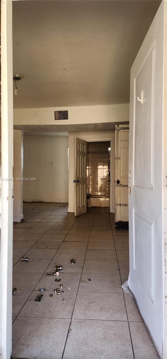   /  2380 sq. ft. $ 2025-12-30 0 Photo