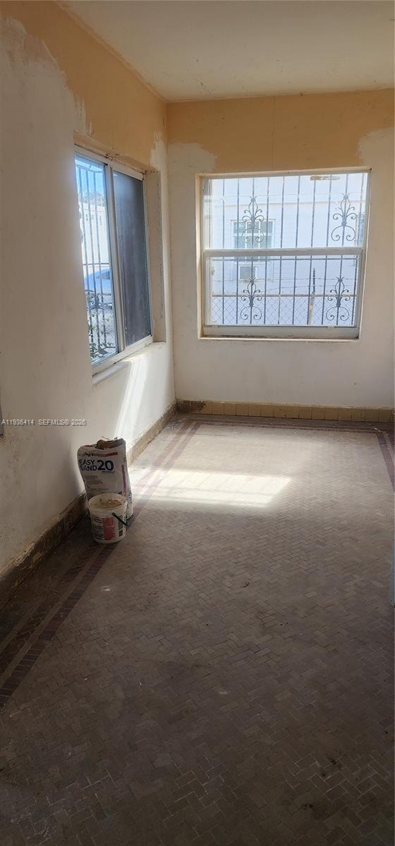   /  2380 sq. ft. $ 2025-12-30 0 Photo