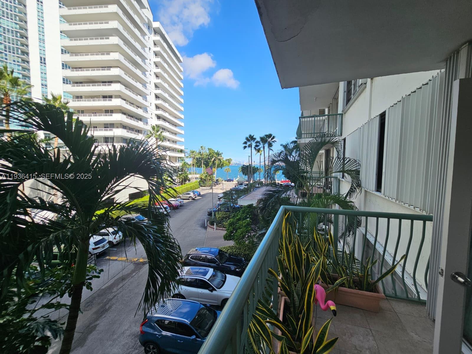 Подробнее 316 0 / 1 480 кв.футов $ 2025-12-30 0 Фото