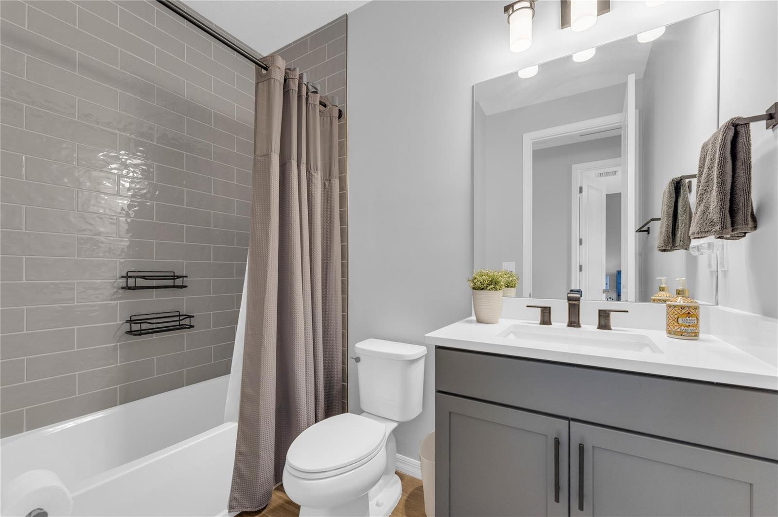 Ver detalles 2854 4 / 3 2130 sq. ft. $ 2026-04-29 0 foto