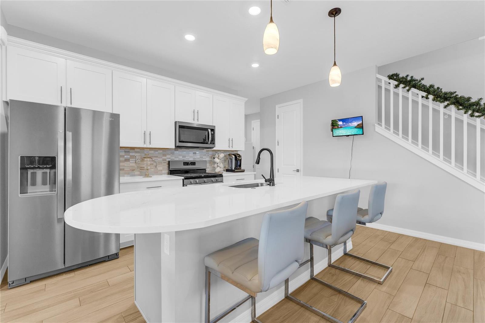 Ver detalles 2854 4 / 3 2130 sq. ft. $ 2026-04-29 0 foto