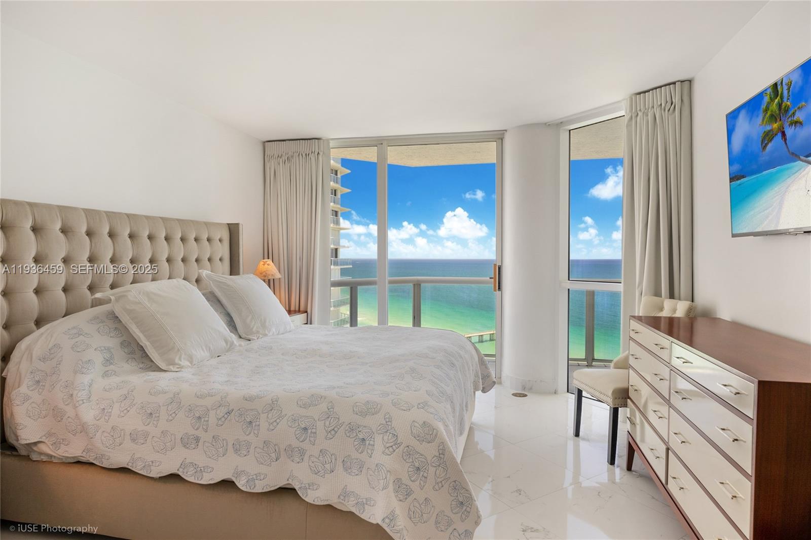 Photo of 16425 Collins Ave  #2215, Sunny Isles Beach, Florida, 33160 - 