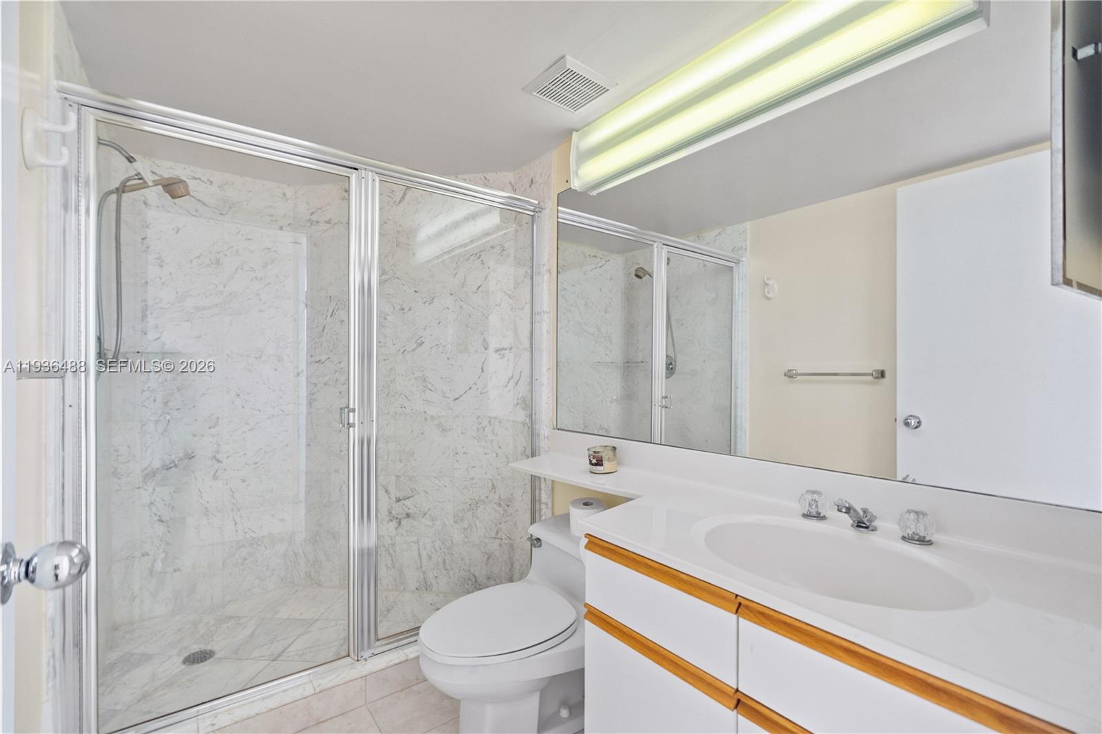 Photo of 19195 36th Ct  #1706, Aventura, Florida, 33180 - Third bathroom