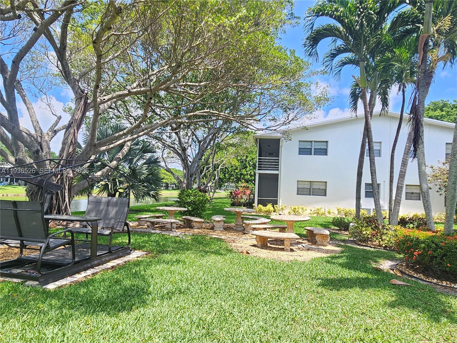 See details 62 2 / 2 820 sq. ft. $ 2025-12-30 0 Photo