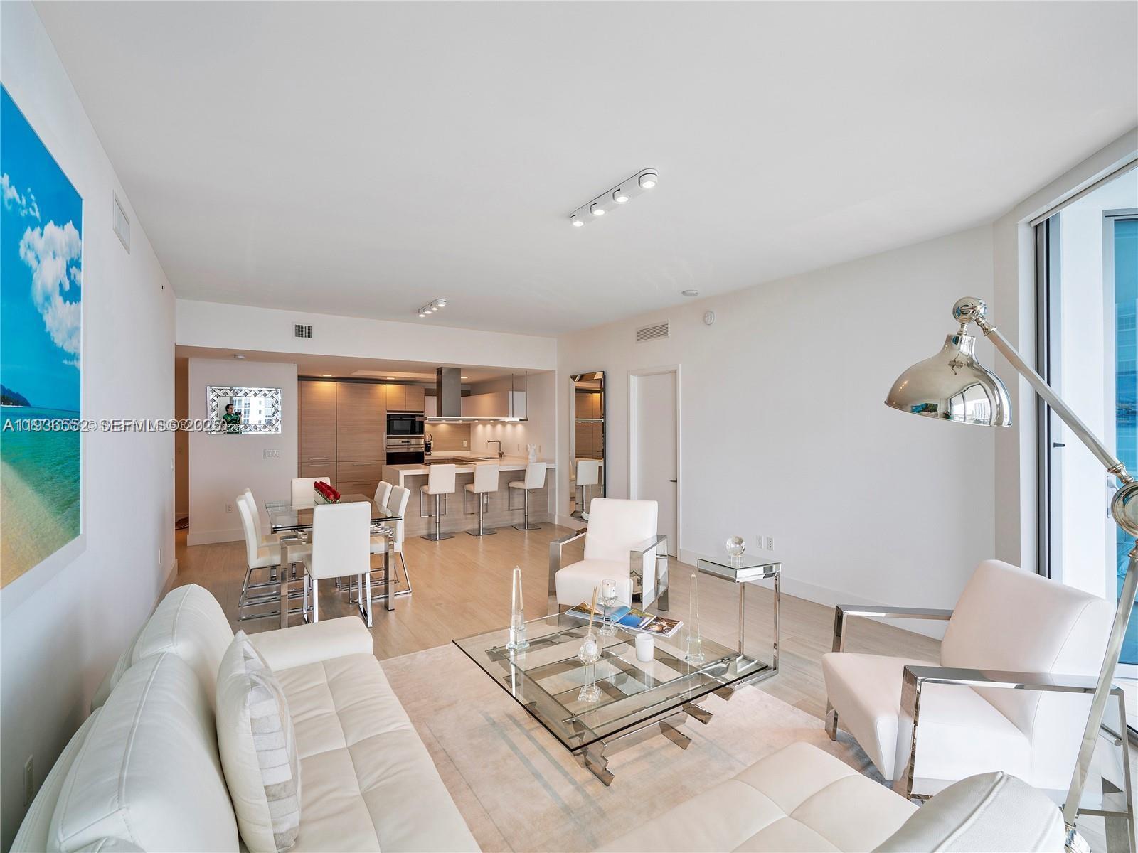 Photo of 17301 Biscayne Blvd #1105, North Miami Beach, Florida, 33160 -