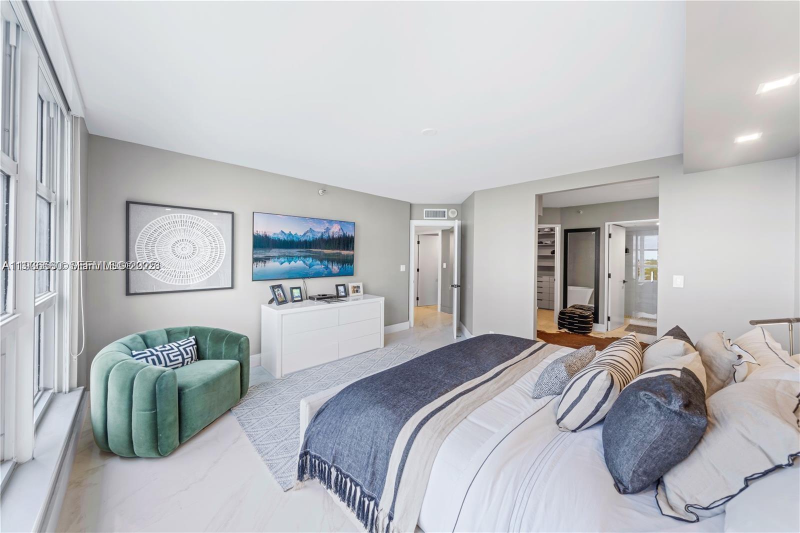 Photo of 3530 Mystic Pointe Dr  #715, Aventura, Florida, 33180 - 