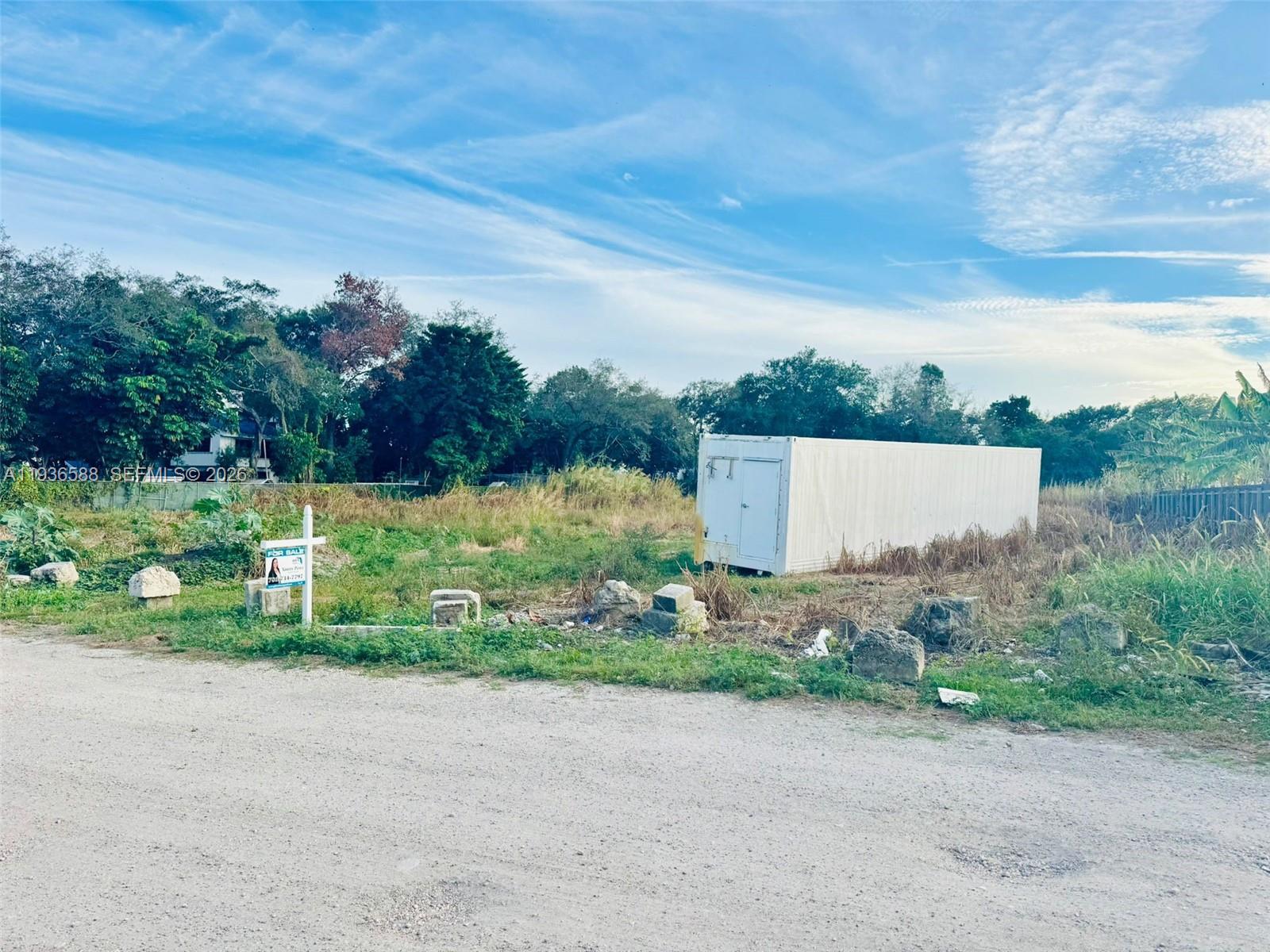   /   sq. ft. $ 2025-12-30 0 foto