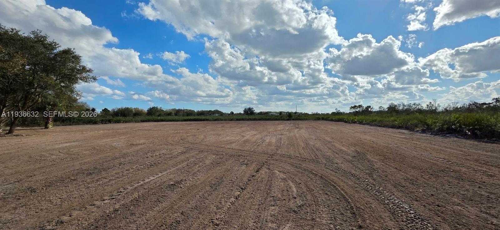 See details / sq. ft. $ 2026-01-15 0 Photo