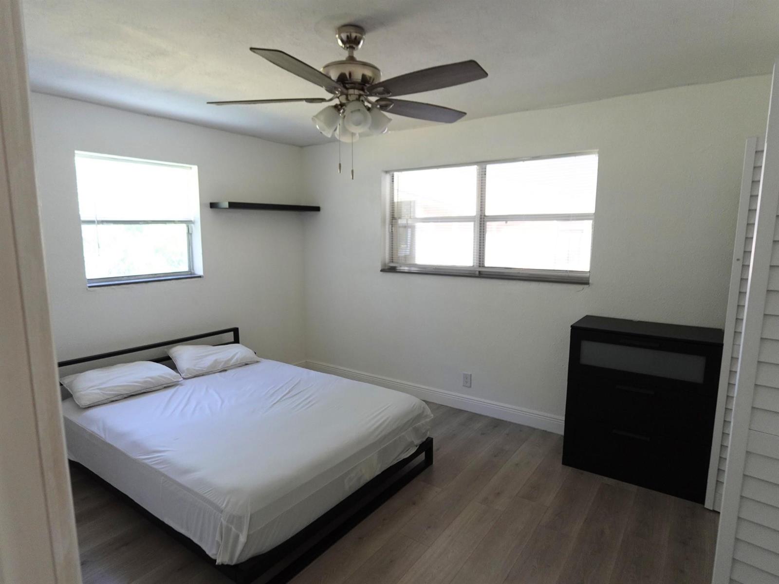 Ver detalles 4421 3 / 2 1368 sq. ft. $ 2026-06-22 0 foto