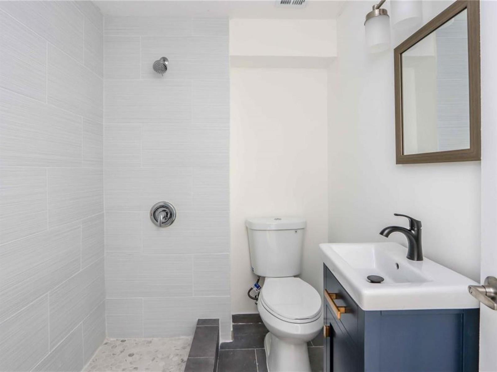Ver detalles 4421 3 / 2 1368 sq. ft. $ 2026-06-22 0 foto